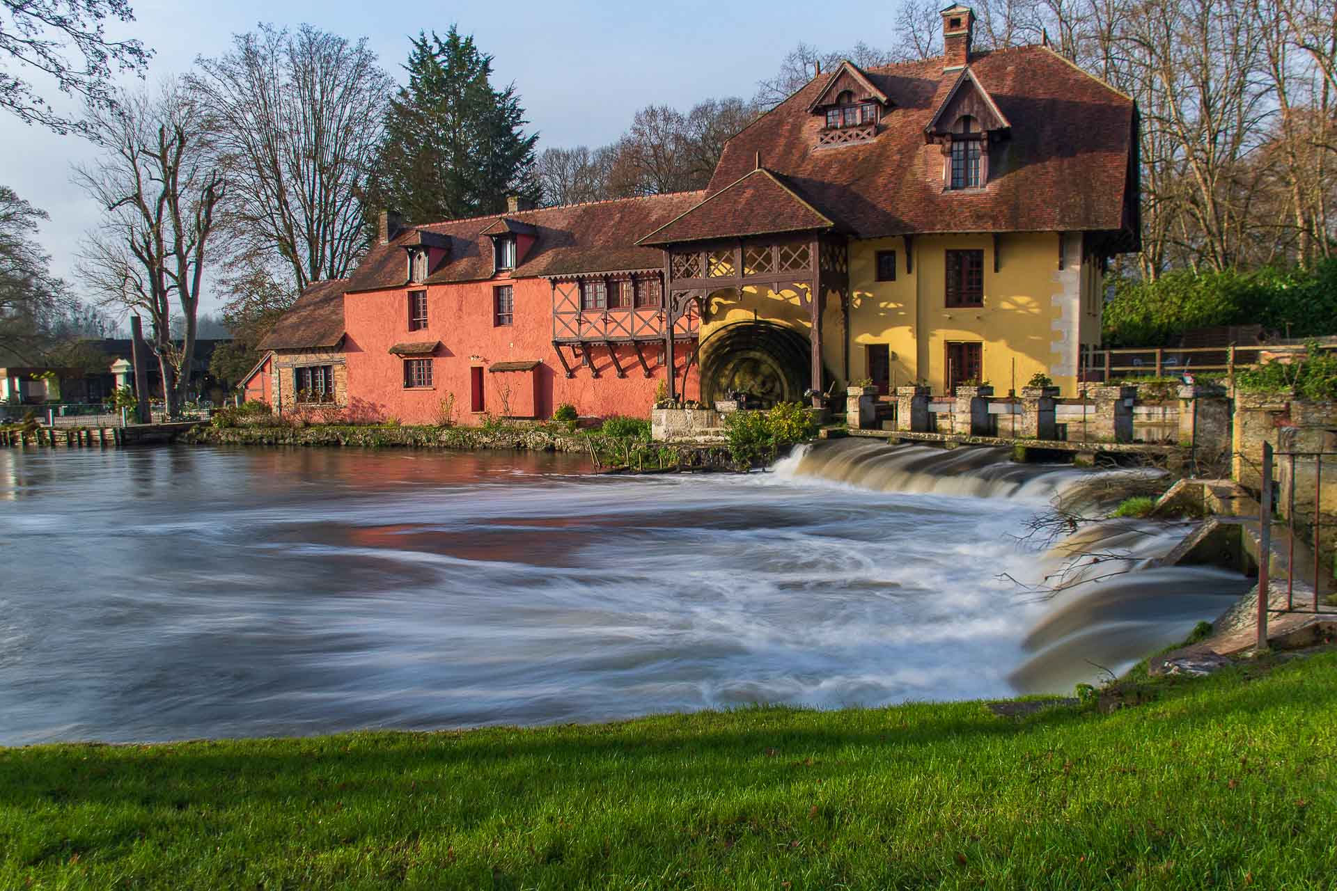 Poses Longues au Moulin de Fourges